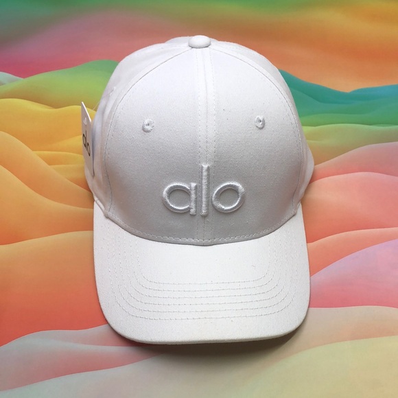 Alo Yoga Off-Duty Baseball Cap - Adjustable Velcro Strap & Signature Logo - Picture 1 of 6